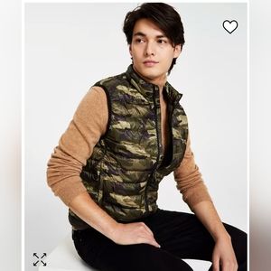 CLUB ROOM Men's Vest